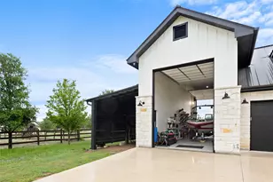 831 Polo Club Dr, Austin, TX 78737 - Photo 32