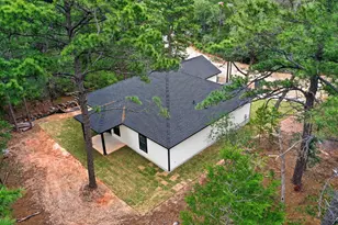 190 Molokini Dr, Bastrop, TX 78602 - Photo 30