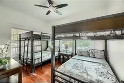 911 E 2nd Street, Austin, TX 78702 - Photo 26