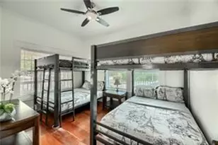 911 E 2nd St, Austin, TX 78702 - Photo 26