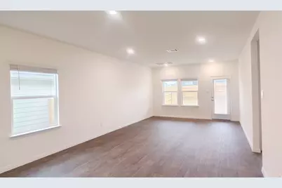 302 Gladiola Loop, Kyle, TX 78640 - Photo 10
