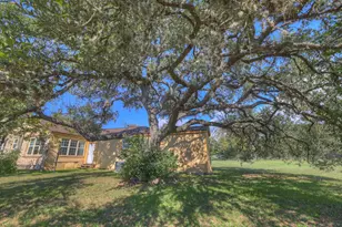 800 N Bishop St, San Marcos, TX 78666 - Photo 20