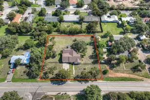 800 N Bishop St, San Marcos, TX 78666 - Photo 26