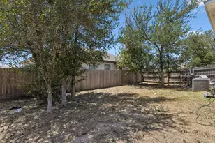 135 Plumeria Dr, Dale, TX 78616 - Photo 18