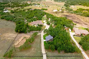 812 Jennings Branch Rd, Georgetown, TX 78633 - Photo 1