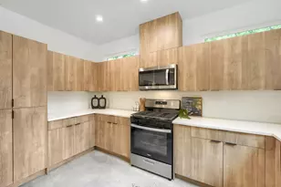 4805 Sara Dr, Austin, TX 78721 - Photo 10