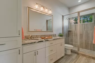 21003 Twisting Trail, Lago Vista, TX 78645 - Photo 16