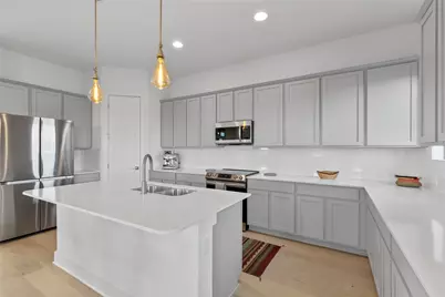 2050 Lohmans Spur Road #1302, Lakeway, TX 78734 - Photo 10