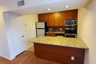 7685 Northcross Dr, Austin, TX 78757 - Photo 6