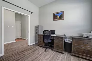 108 Finley St, Hutto, TX 78634 - Photo 10