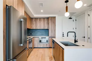 84 East Ave, Austin, TX 78701 - Photo 2