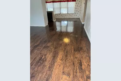 732 Hidden Oaks Drive, Elgin, TX 78621 - Photo 2