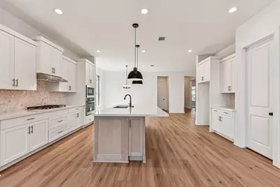 116 International, Buda, TX 78610 - Photo 4