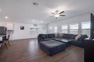 108 Red Buckeye Street, Hutto, TX 78634 - Photo 10