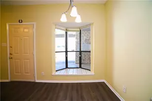 2604 Salado St, Austin, TX 78705 - Photo 2