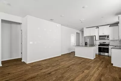 233 Porter Country Parkway, Buda, TX 78610 - Photo 6
