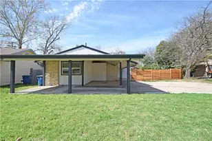 6400 Brookside Dr, Austin, TX 78723 - Photo 2