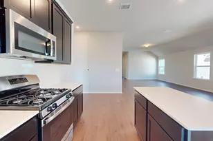 11917 Dillon Fls Dr, Austin, TX 78747 - Photo 4