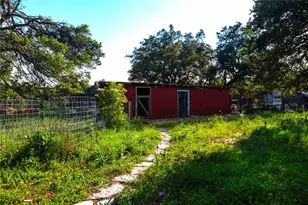 435 Spangenberg Rd, Blanco, TX 78623 - Photo 36