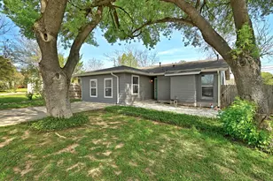 5610 Fence Row, Austin, TX 78744 - Photo 2