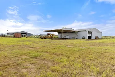 18000 Fm 112, Thrall, TX 76578 - Photo 12