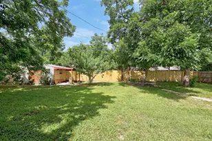 2305 Lathan Ln, Taylor, TX 76574 - Photo 30
