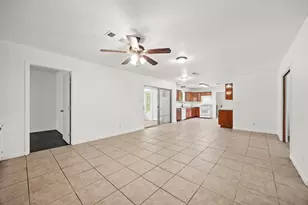 2305 Lathan Ln, Taylor, TX 76574 - Photo 10