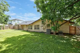 2305 Lathan Ln, Taylor, TX 76574 - Photo 32