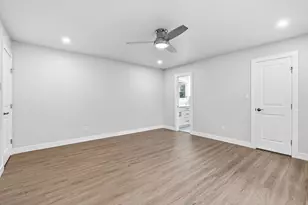 7807 Keswick Dr, Austin, TX 78745 - Photo 14