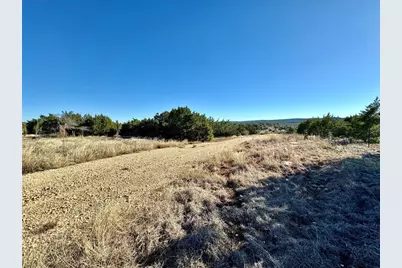 640 Sycamore Creek Drive, Dripping Springs, TX 78620 - Photo 4