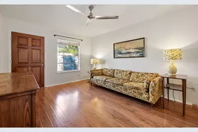 2202 Towbridge Circle, Austin, TX 78723 - Photo 4