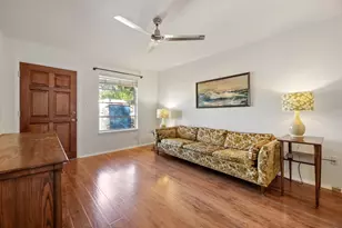 2202 Towbridge Cir, Austin, TX 78723 - Photo 4