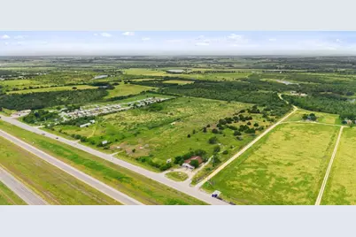 5199 N Hwy 183, Lockhart, TX 78644 - Photo 4