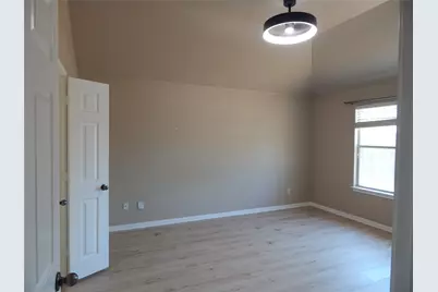 601 Abbeyglen Castle Drive, Pflugerville, TX 78660 - Photo 16