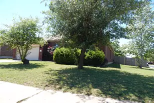 601 Abbeyglen Castle Dr, Pflugerville, TX 78660 - Photo 2