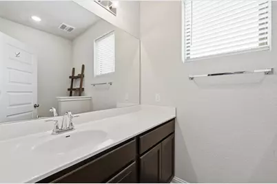 8201 Frida Bend, Austin, TX 78744 - Photo 20