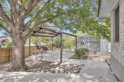 1906 Round Table, New Braunfels, TX 78130 - Photo 34