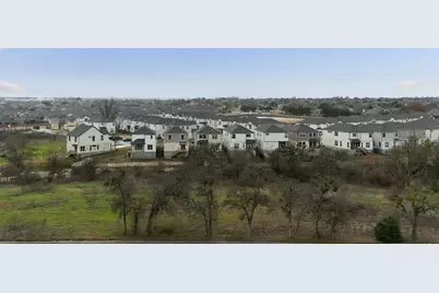 1531 N Red Bud Lane #18, Round Rock, TX 78665 - Photo 32
