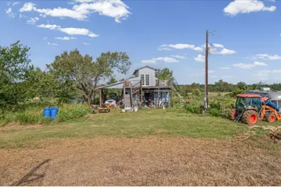 1265 County Road 410, Lexington, TX 78947 - Photo 12