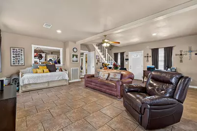 172 Heritage Oaks Drive, Cedar Creek, TX 78612 - Photo 6
