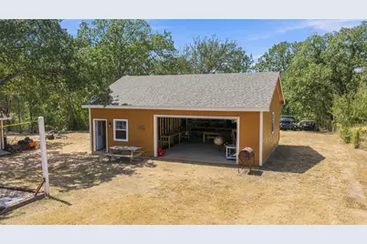 172 Heritage Oaks Drive, Cedar Creek, TX 78612 - Photo 36
