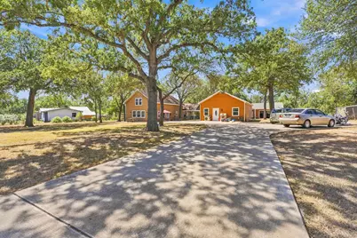 172 Heritage Oaks Drive, Cedar Creek, TX 78612 - Photo 22