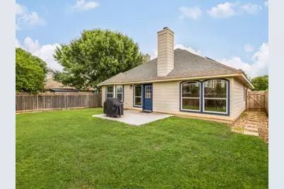 536 W Metcalfe Street, Hutto, TX 78634 - Photo 4