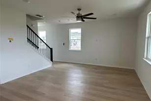 156 White Horses Dr, Kyle, TX 78640 - Photo 10