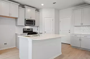 156 White Horses Dr, Kyle, TX 78640 - Photo 4