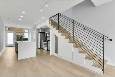 2002 E 7th Street #212, Austin, TX 78702 - Photo 4