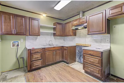 6006 Palm Circle, Austin, TX 78741 - Photo 8