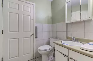 6006 Palm Cir, Austin, TX 78741 - Photo 10
