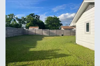 9506 Mountain Quail Road, Austin, TX 78758 - Photo 16