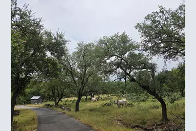 27846 Natural Bridge Caverns Rd, San Antonio, TX 78266 - Photo 18